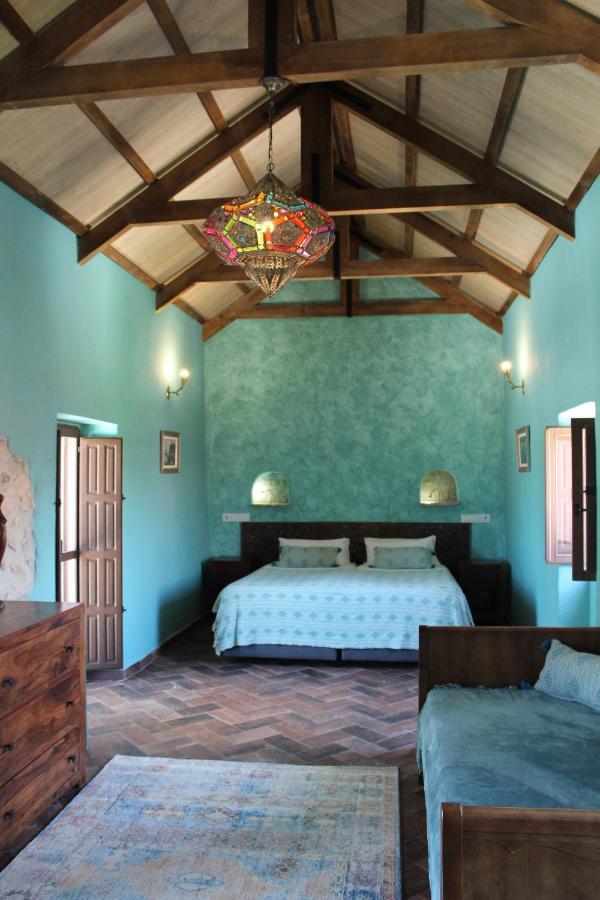 Room In Villa - Beautiful Accommodation At The Heart Of Andalusia Puente Genil Εξωτερικό φωτογραφία