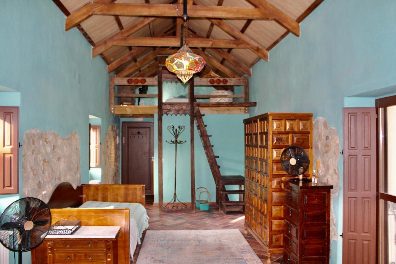 Room In Villa - Beautiful Accommodation At The Heart Of Andalusia Puente Genil Εξωτερικό φωτογραφία